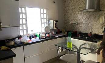 Imagem 5: Qd. 07 Cj C ,04 qts (01 suíte ) Laje+ Casa de fundos