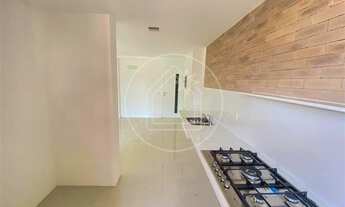 Imagem 5: Apartamento de luxo com 2 quartos/1 suíte no miolo do Jardim Icaraí com 81 m2