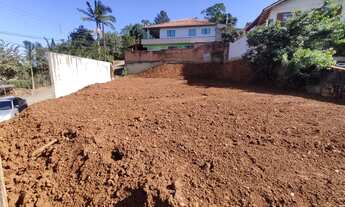 Imagem: Terreno plano no itaum