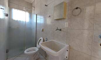 Imagem 2: AP 1 dormitório com armário e sacada, 1 vg coberta, prx. Unirp e Centro e Rio Preto