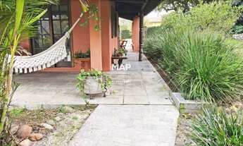 Imagem 6: Casa de 400m² com 3 quartos em Santa Felicidade