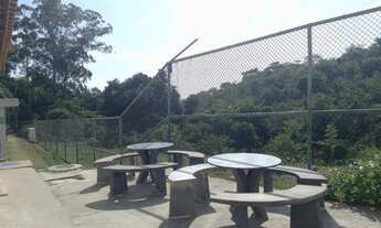 Imagem 5: Apartamento com 2 dormitórios, banheiro social e varanda