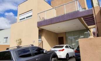 Imagem 2: Lindo Sobrado com fino acabamento para Venda e Locação em Condomínio fechado em Atibaia, N