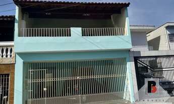 Imagem: Sobrado com 2 suites e 2 banheiro à Venda