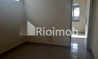 Imagem 5: Realengo Casa com 4 dormitórios