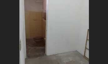 Imagem 3: Aluguel de Apartamento com Dois Quartos, com Dependência, Varanda, Garagem