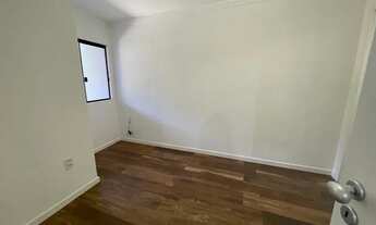 Imagem 2: Casa de condomínio sobrado para aluguel e venda possui 104 metros quadrados com 3 quartos