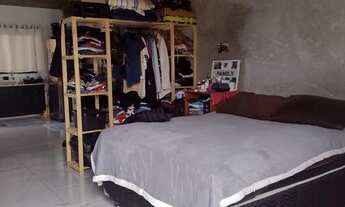 Imagem 4: Lote com casa 8x 16