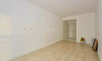 Imagem 3: Studio para venda possui 27 metros quadrados com 1 quarto em Centro - Curitiba - PR