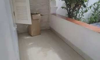 Imagem 7: Sobrado para aluguel possui 214 metros quadrados com 4 quartos em Boqueirão - Santos - SP