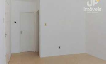 Imagem 2: Kitnet com 1 dormitório para alugar, 37 m² por R$ 850/mês no Centro em Pelotas/RS