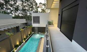 Imagem 6: Sobrado no Condomínio Residencial Damha II para venda com 403 m² com 5 suítes sendo 1 mast