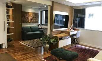 Imagem 1: Apartamento REFORMADO no Itaim Bibi com 2 dormitórios sendo 1 suíte e 1 vaga