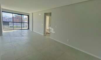 Imagem 7: Apartamento para venda possui 79 metros quadrados com 2 quartos em Coqueiros - Florianópol