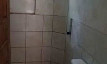 Imagem 2: Alugo quitinete Casa com 1 dormitório