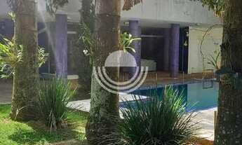 Imagem 3: Casa à Venda na Granja Viana - Fazendinha