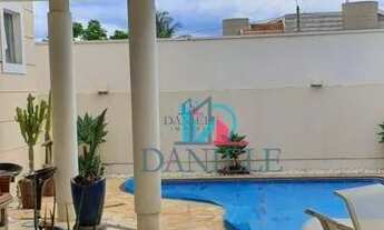 Imagem: Casa térrea com 3 dormitórios no Condomínio