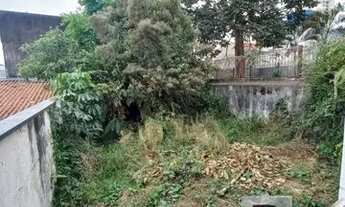 Imagem 7: Casa com 3 Quarto, Garagem Ampla. E Jardim na Frente e nos Fundos