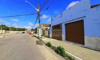 Imagem: Casa em ótima localização com 2 dormitórios