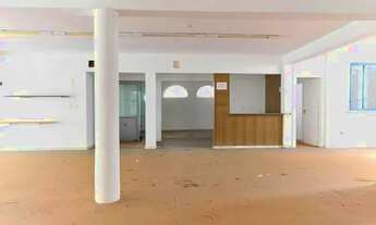 Imagem 4: Casa para aluguel com 818 metros quadrados com 4 quartos em Cidade Jardim - Belo Horizonte