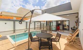 Imagem 3: Casa de condomínio para venda tem 185 metros quadrados com 3 quartos