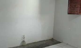 Imagem 2: Casa com 2 Quarto(s) e 2 banheiro(s) para Alugar, 60 m² por R$ 972 / Mês