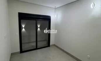 Imagem 3: Casa residencial com 3 quartos sendo 1 suíte disponível para venda no bairro Segismundo Pe