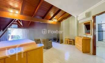 Imagem 3: Vendo Excelente casa 3 quartos suíte 4 garagens 261m² privativos no Bairro Chácara das Ped