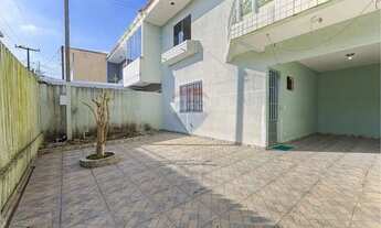 Imagem 2: Sobrado com 3 quartos, suíte, quintal e 3 vagas no Pinheirinho