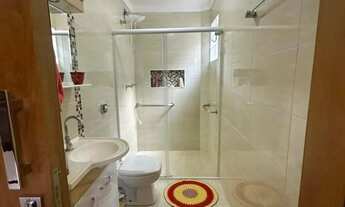 Imagem 4: Sobrado à venda em Maringá, Jardim Liberdade, com 4 quartos, com 196 m²