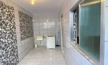 Imagem 7: Casa para Locação em Nova Iguaçu, Vila São Luís, 2 dormitórios, 1 banheiro