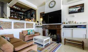 Imagem 2: Casa em condomínio fechado morro Santa Tereza com vista Guaiba