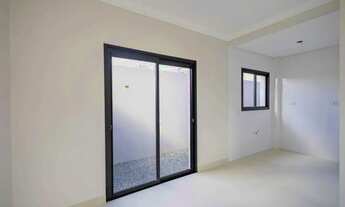 Imagem 6: Sobrado à venda com 3 quartos em Santa Felicidade em Curitiba