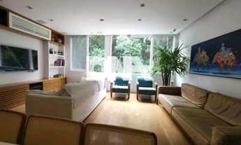 Imagem 2: Apartamento - / Residencial / Jardim Botânico