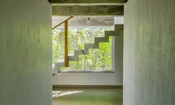 Imagem 3: Casa nova de alto padrão/3 suítes em condomínio com segurança 24 hs - Praia do Rosa/SC