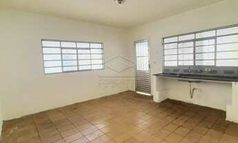 Imagem 3: CASA AMPLA COM 3 DORMITÓRIOS - PRÓXIMO À AVENIDA COMENDADOR JOSÉ DA SILVA MARTHA