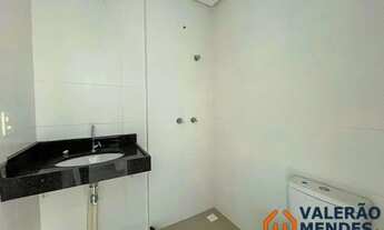 Imagem 3: Parador de Madrid 3 Quartos, Varanda Funcional e Rooftop Panorâmico a 10m do Mar no Pina