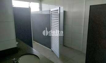 Imagem 7: Loja disponível para locação e venda no bairro Daniel Fonseca em Uberlândia-MG