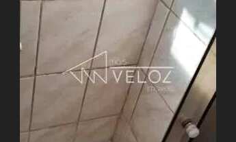 Imagem: Kitnet/Conjugado / Residencial / Centro