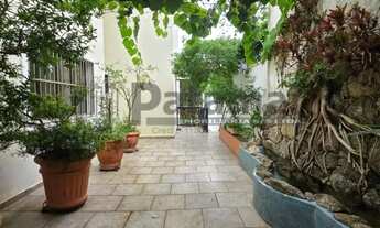 Imagem 4: Residência de Alto Padrão no Caxinguí com Área de Lazer e Vista Verde