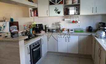 Imagem 4: Oportunidade - Casa Sobrado - Villa Branca - Jacareí - 3 Dormitórios - 124,73m²