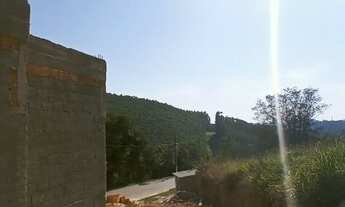 Imagem 7: Casa em construção no condomínio Capital Ville