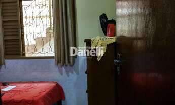 Imagem 7: Casa à venda, 6 quartos, 4 suítes, 2 vagas, Alto São Pedro - Taubaté/SP