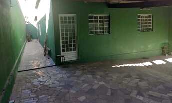 Imagem 6: Casa Bem Localizada e Pronta para Morar