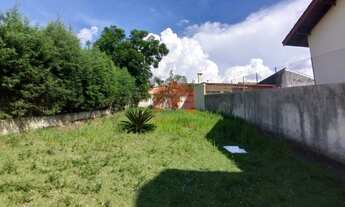 Imagem 2: Terreno pronto para construir