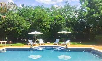 Imagem 3: Casa ampla e charmosa com 5 suítes para locação ou venda no Condomínio Fazenda Vila Real d