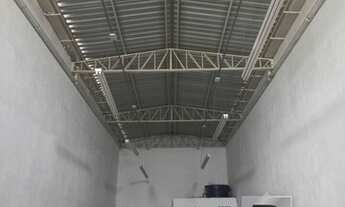 Imagem: Galpao 120m2 2 banheiros portão automático