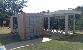 Imagem 3: Apartamento com 2 dormitórios, banheiro social e varanda