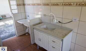 Imagem 7: Apartamento com 02 dormitórios para alugar - R$ 580,00/mês + taxas - Bairro Xaxim - Curiti