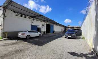 Imagem 3: Área Comercial com galpões